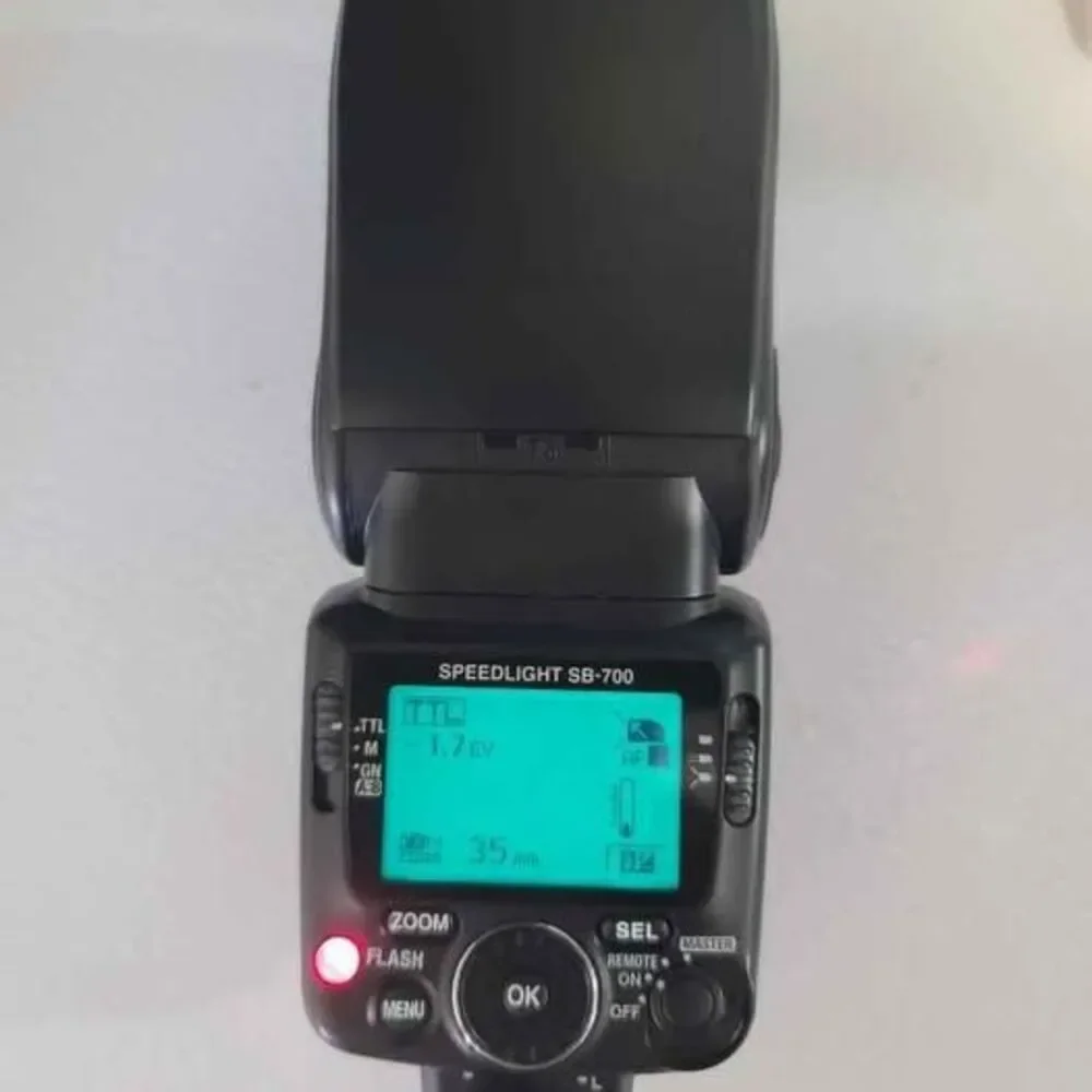 Nikon Speedlight SB-700 Shoe Mount Flash